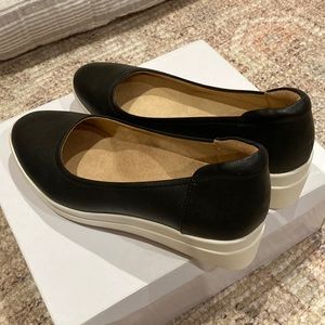 NWT Naturalizer shoes